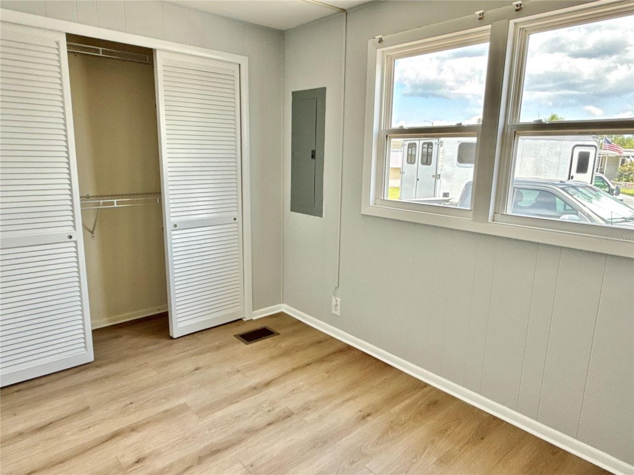 6806 Mount Quincy Drive Ne, Unit 361, Saint Petersburg, FL 33702 Photo