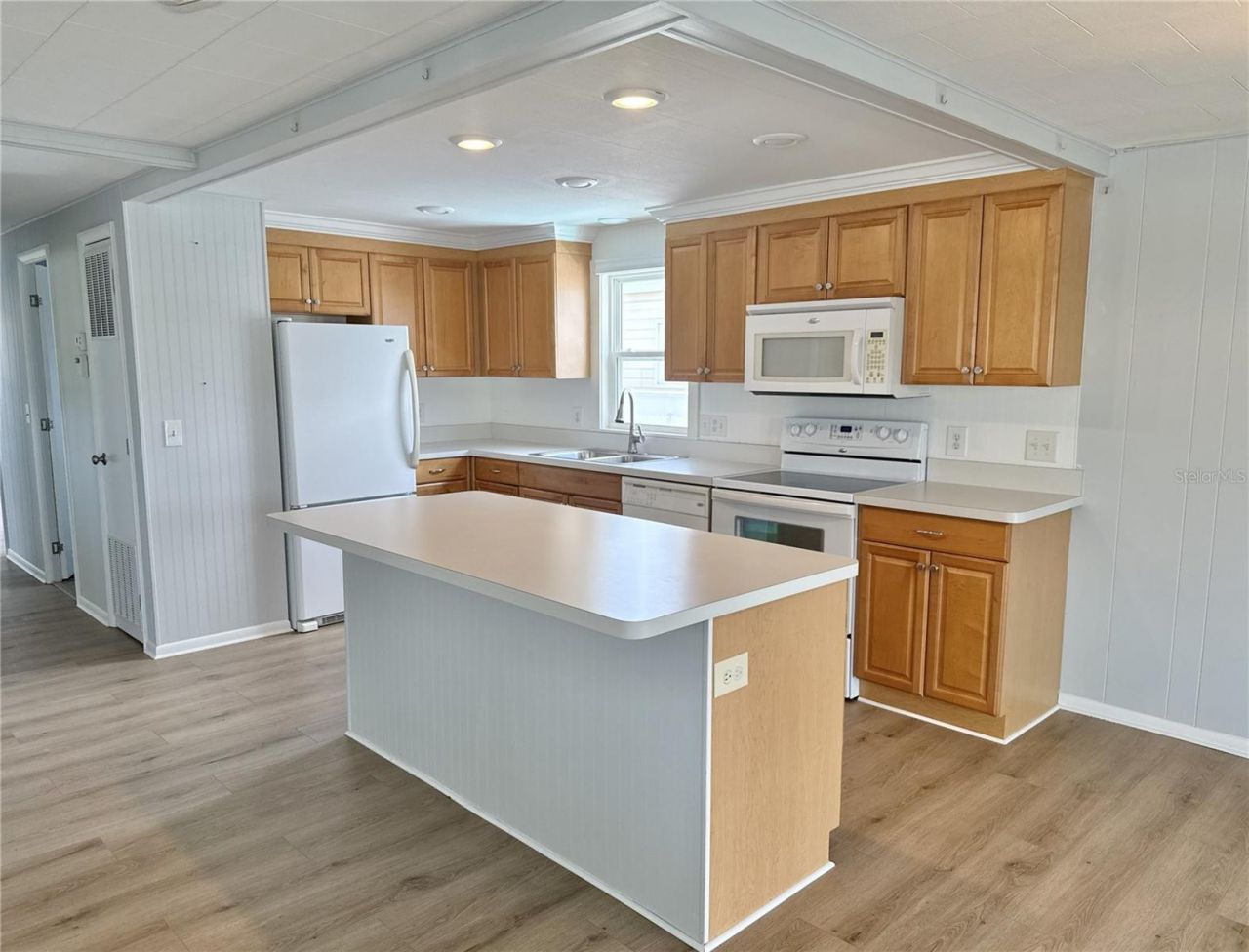 6806 Mount Quincy Drive Ne, Unit 361, Saint Petersburg, FL 33702 Photo