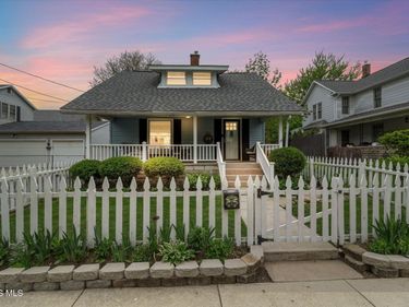 320 S Summit Street, Bowling Green, OH 43402