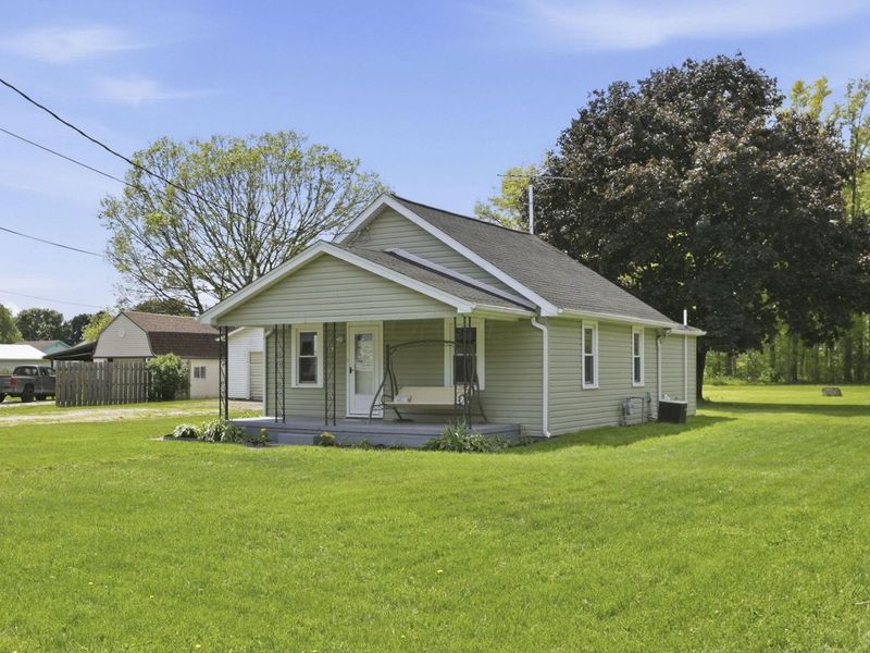 627 Barr Drive , Lancaster, OH 43130 Photo 3