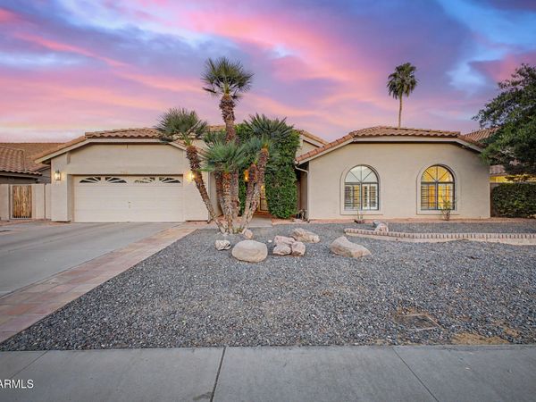 9623 S MAPLE Avenue, Tempe, AZ 85284