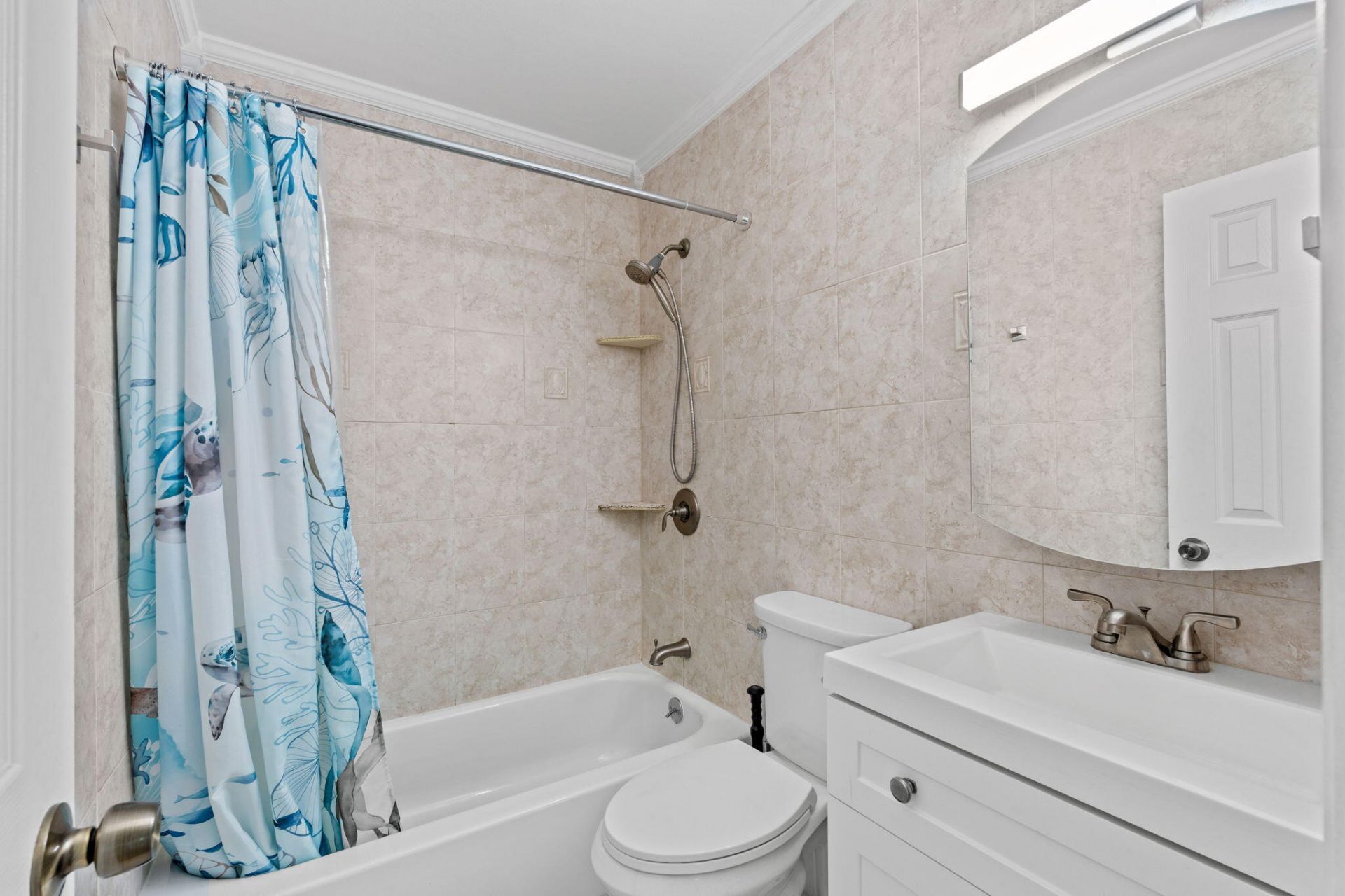 6537 Monmouth Road, West Palm Beach, FL 33413 Photo