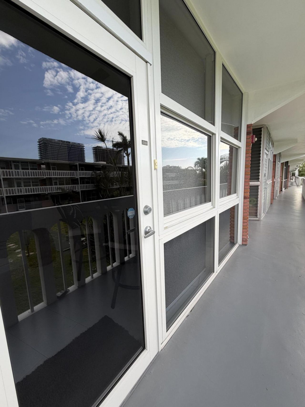 161 NE 10th Avenue, Unit 12b, Hallandale Beach, FL 33009 Photo