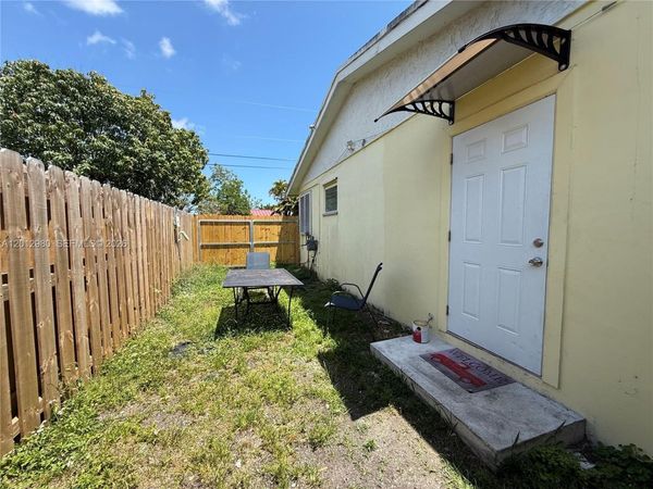 15831 SW 100th Ct , Unit B, Miami, FL 33157