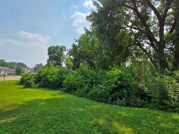 3949 Douglas Drive N, Crystal, MN 55422