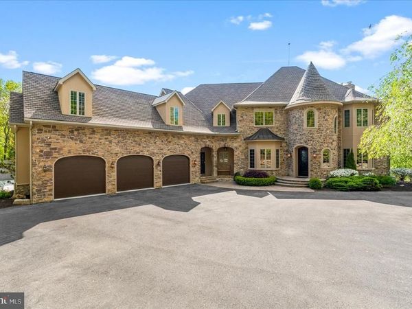 12565 STONE CREST CIRCLE, WAYNESBORO, PA 17268
