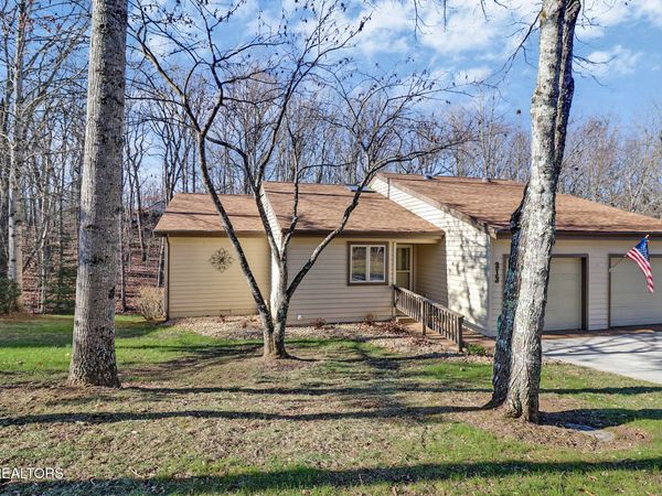 313 Lake Catherine Circle, Fairfield Glade, TN 38558
