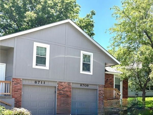 8709 N Hull Avenue, Kansas City, MO 64154