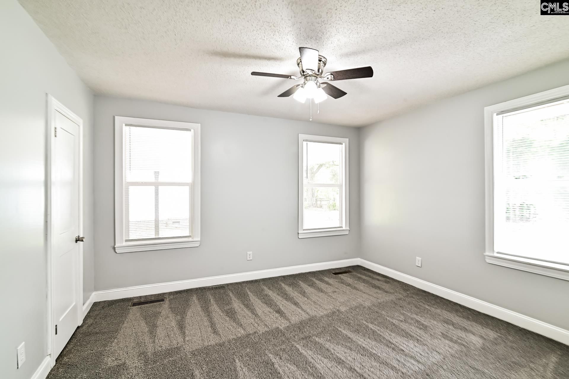 1 Kenilworth Avenue Photo 17