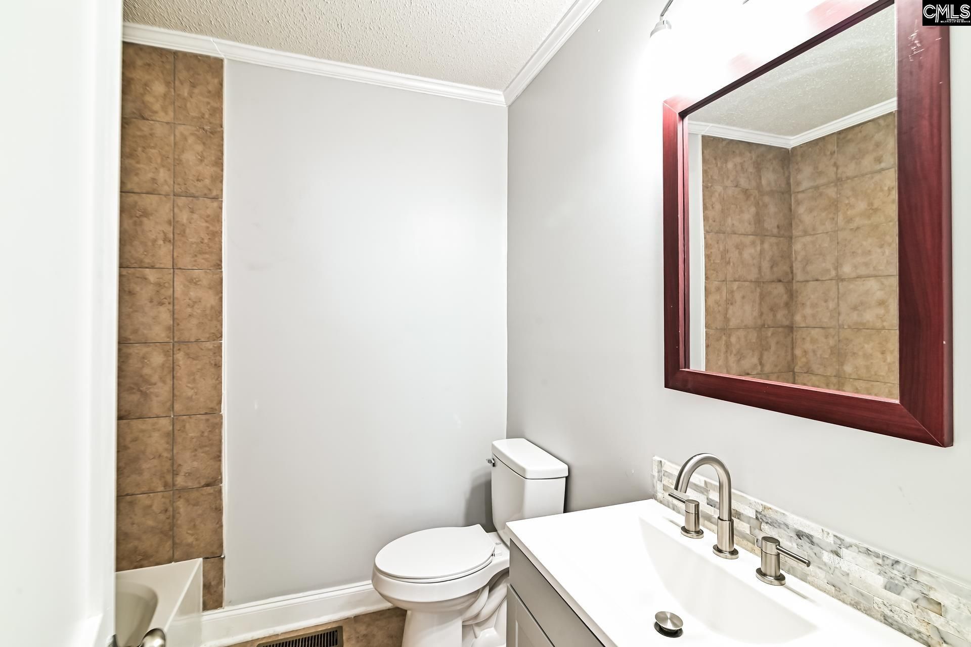 1 Kenilworth Avenue Photo 18