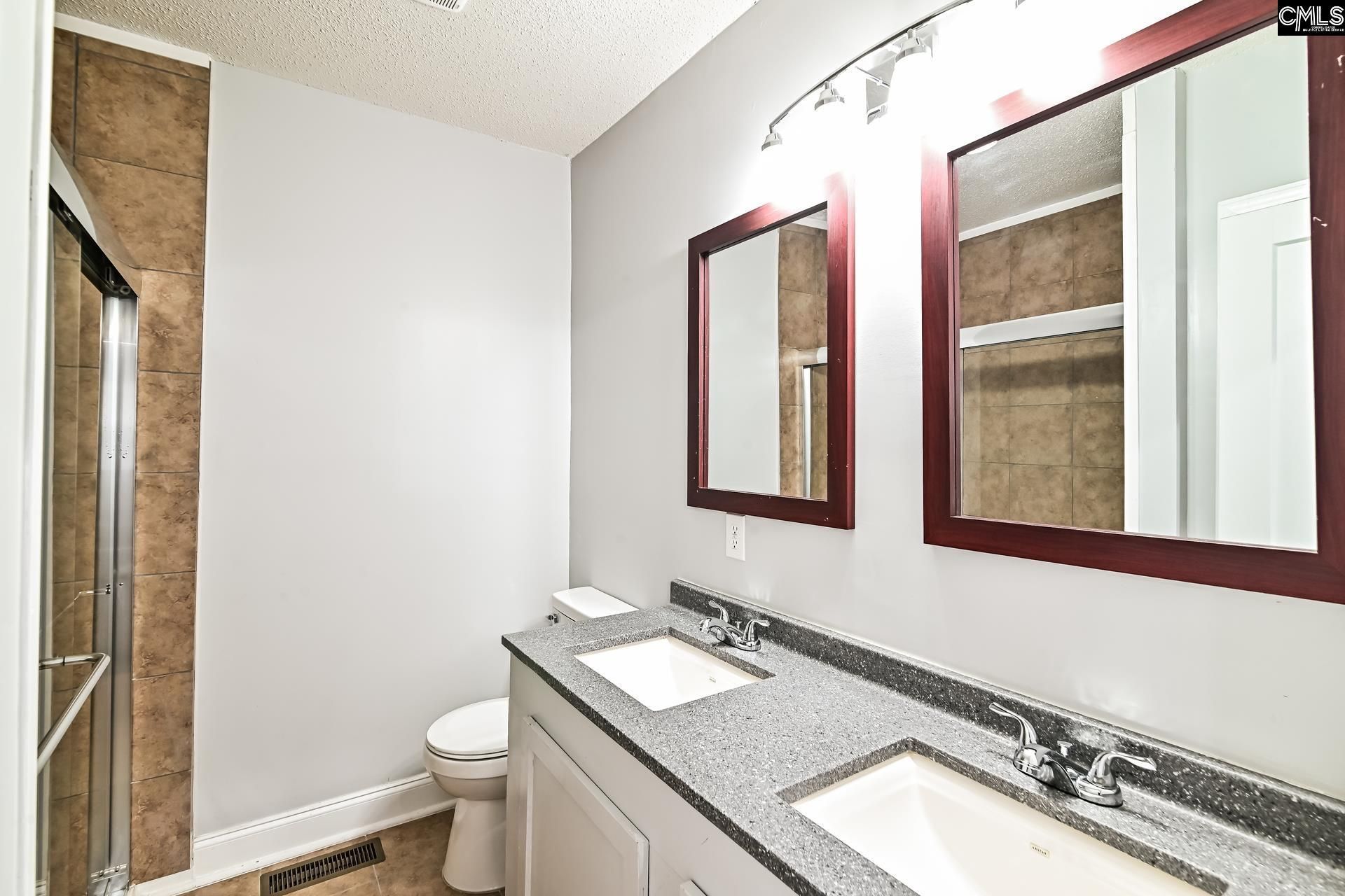 1 Kenilworth Avenue Photo 6