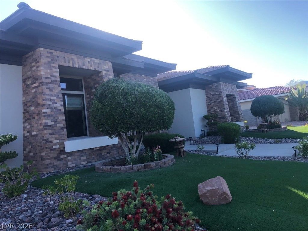 1370 Opal Valley Street , Henderson, NV 89052 Main Photo