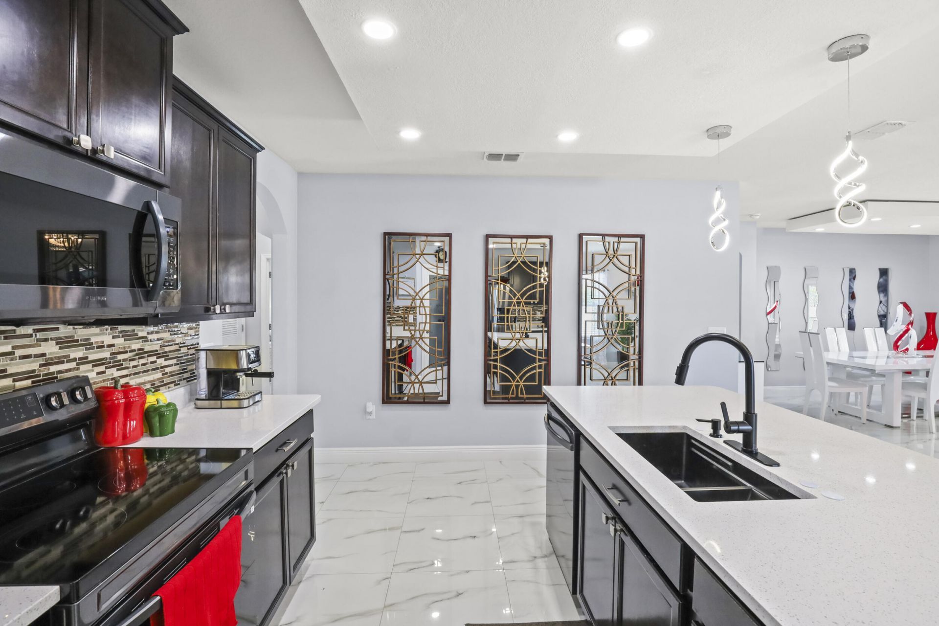275 SW Tulip Boulevard, Port Saint Lucie, FL 34953 Photo
