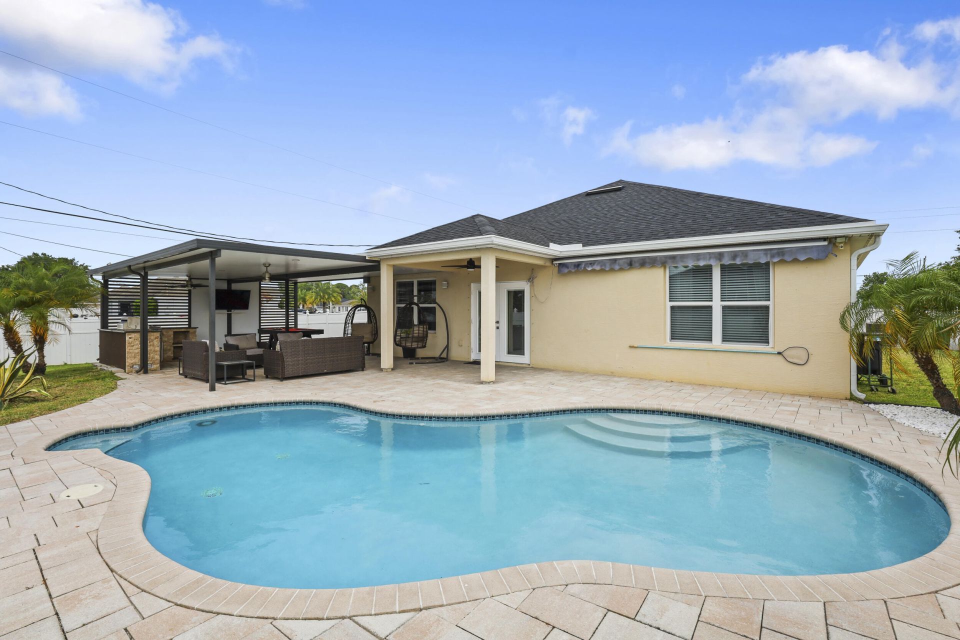 275 SW Tulip Boulevard, Port Saint Lucie, FL 34953 Photo