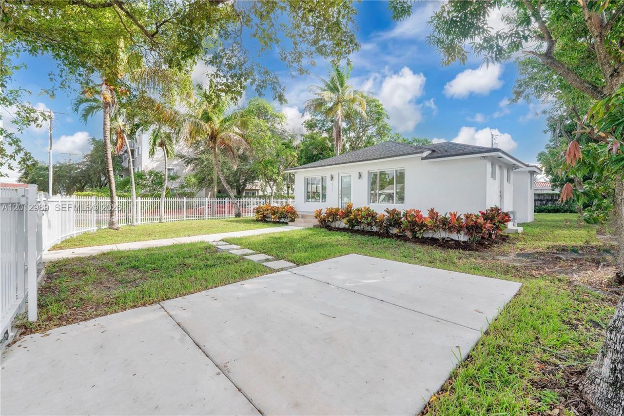 521 NW 33rd Ave, Miami, FL 33125 Photo