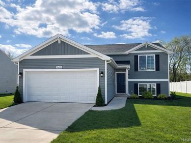 10450 Schrier Lane, Portage, MI 49024