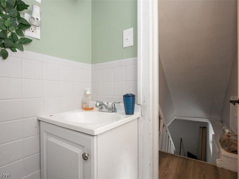 982 Roanoke Road, Cleveland Heights, OH 44121 Photo 17