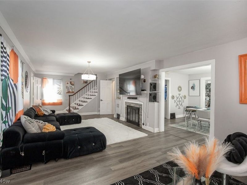 982 Roanoke Road, Cleveland Heights, OH 44121 Photo 5