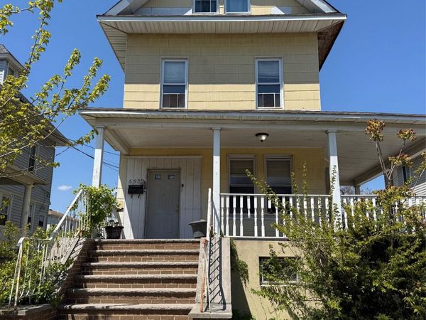6932 Burchell Avenue , Arverne, NY 11692