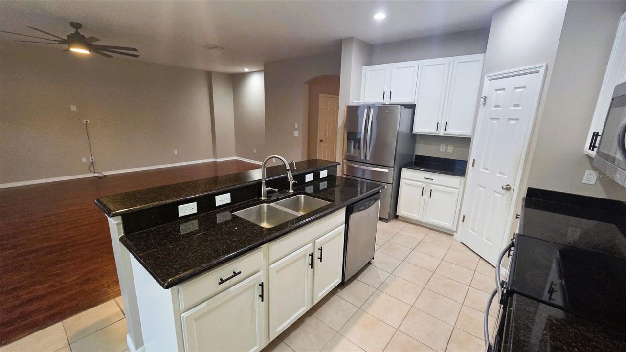 10279 Newminster Loop, Ruskin, FL 33573 Photo