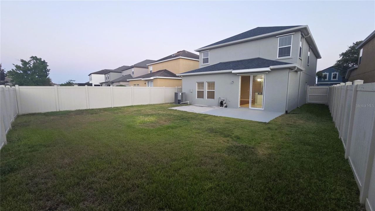 10279 Newminster Loop, Ruskin, FL 33573 Photo