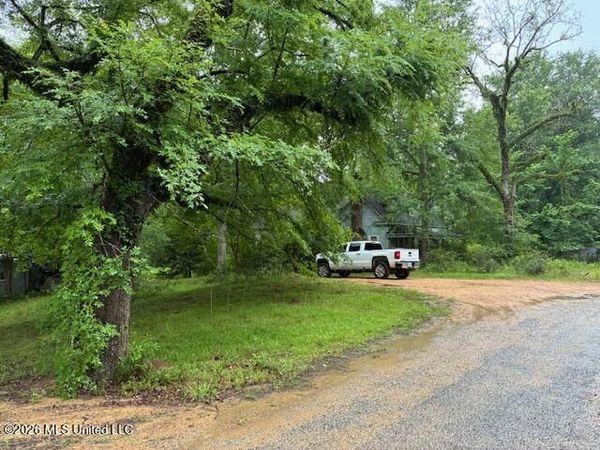 267 Lewis Road, Florence, MS 39073