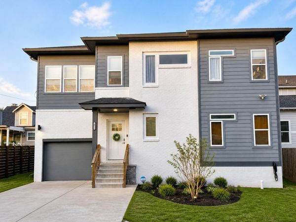 1072B Zophi St , Nashville, TN 37216