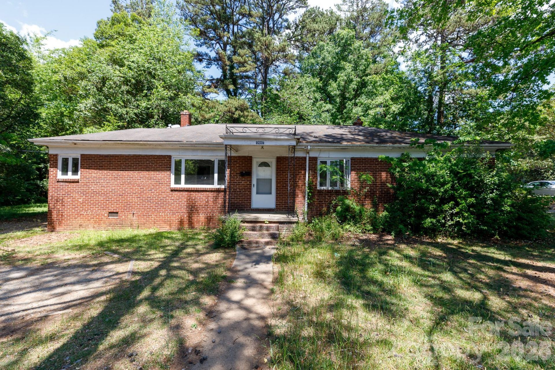 1441 Goodwin Avenue, Charlotte, NC 28205 Main Photo