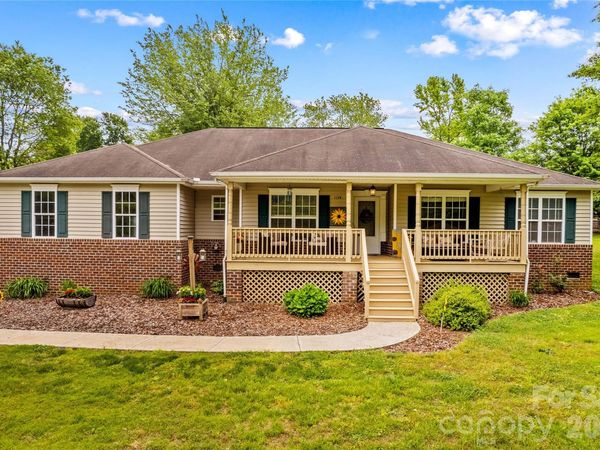 1174 Mocksville Highway, Statesville, NC 28625