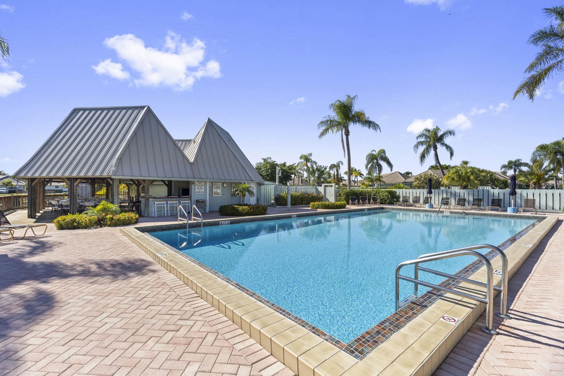 1127 E Seminole Avenue, Unit 8a, Jupiter, FL 33477 Photo