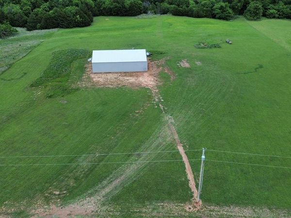 47 Stone Hill Way, Perry, OK 73077