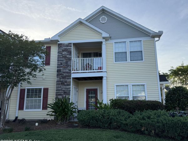 575 OAKLEAF PLANTATION Parkway, Unit 816, Orange Park, FL 32065