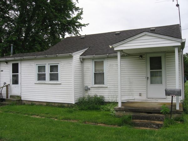 140 E Lewis Avenue , Sabina, OH 45169
