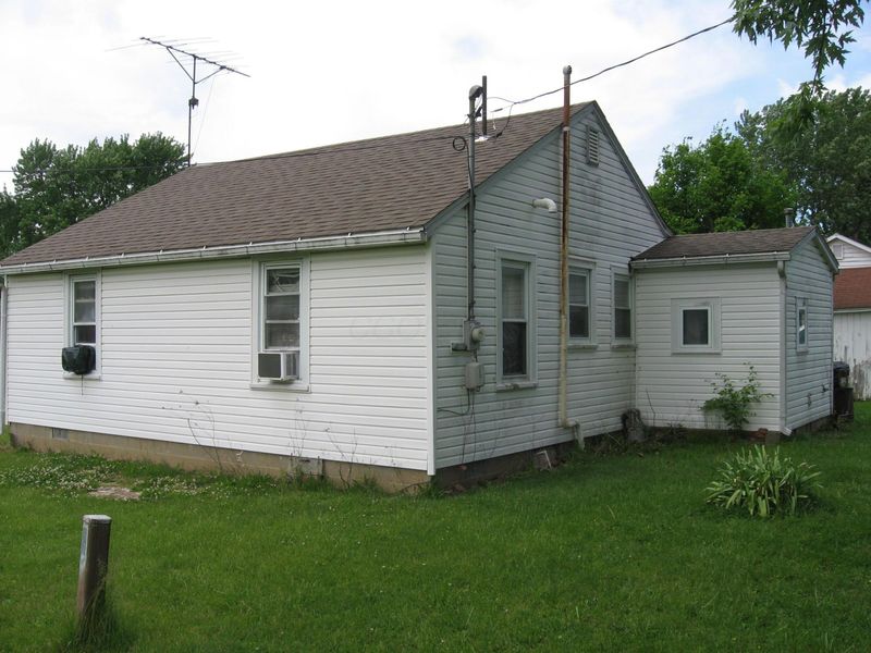 140 E Lewis Avenue, Sabina, OH 45169 Photo 5