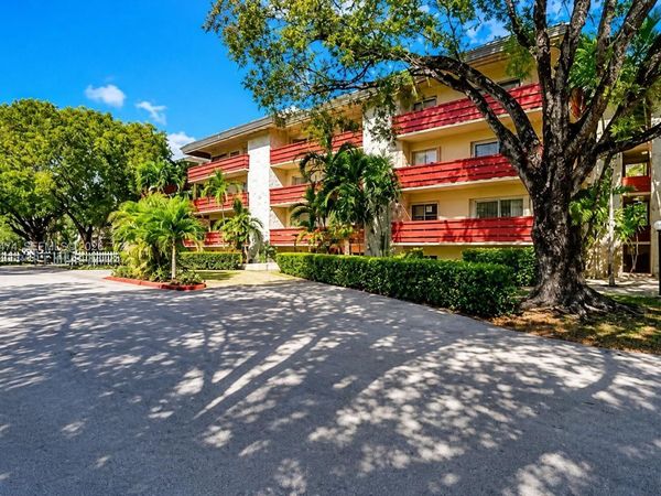 1205 Mariposa Ave , Unit 431, Coral Gables, FL 33146
