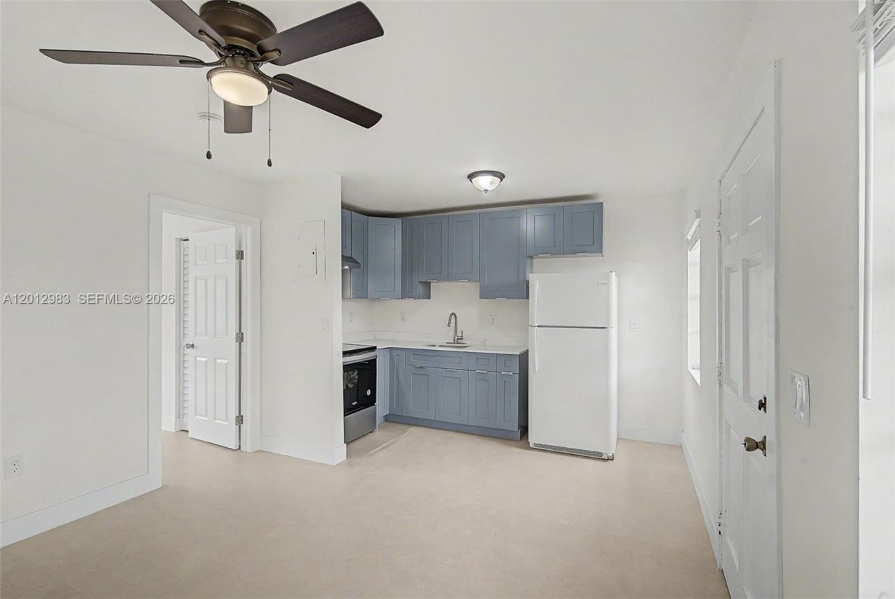 1021 SW 3rd St, Unit 4, Miami, FL 33130 Photo