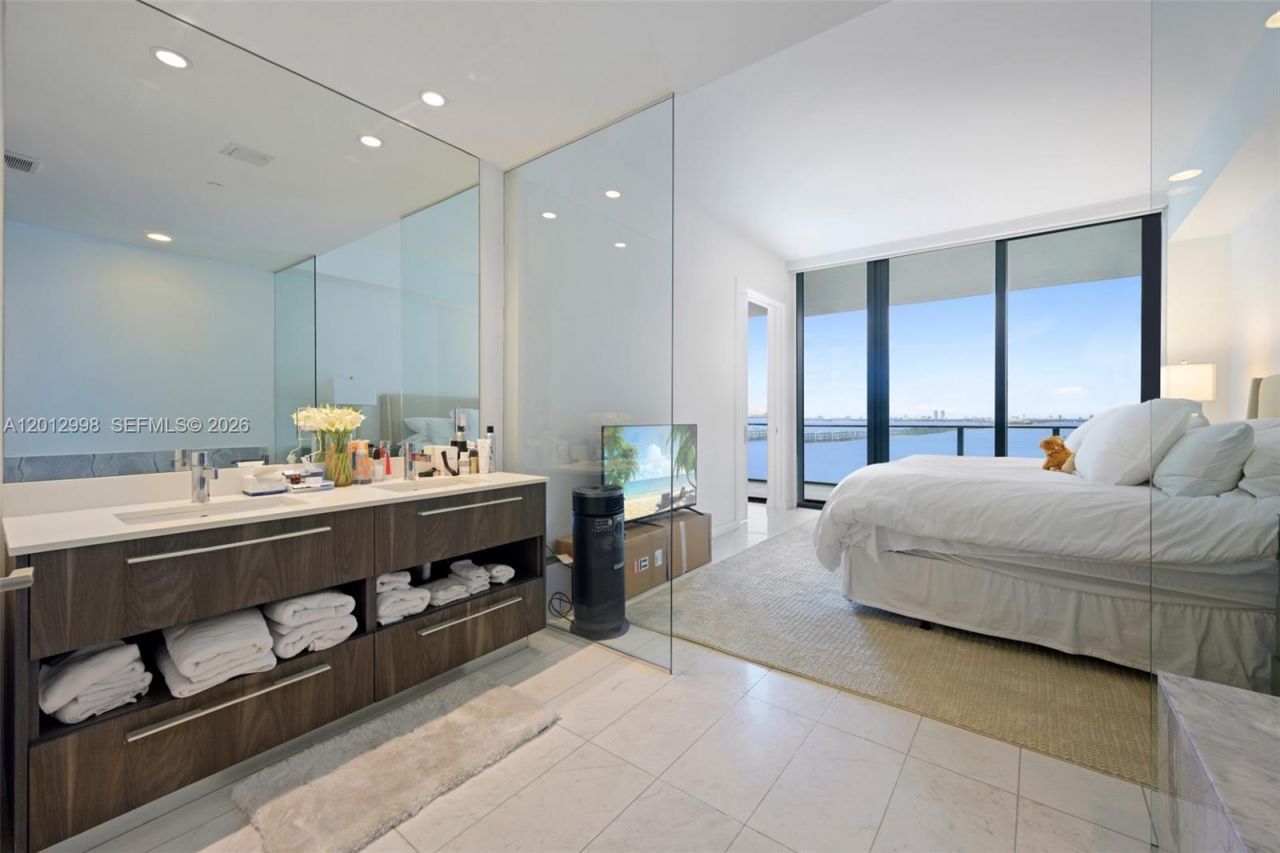 480 NE 31st St, Unit 1702, Miami, FL 33137 Photo