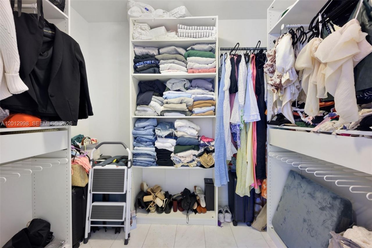 480 NE 31st St, Unit 1702, Miami, FL 33137 Photo