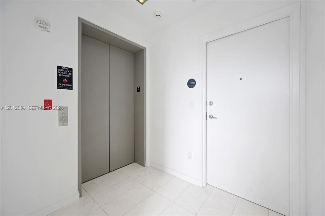 480 NE 31st St, Unit 1702, Miami, FL 33137 Photo