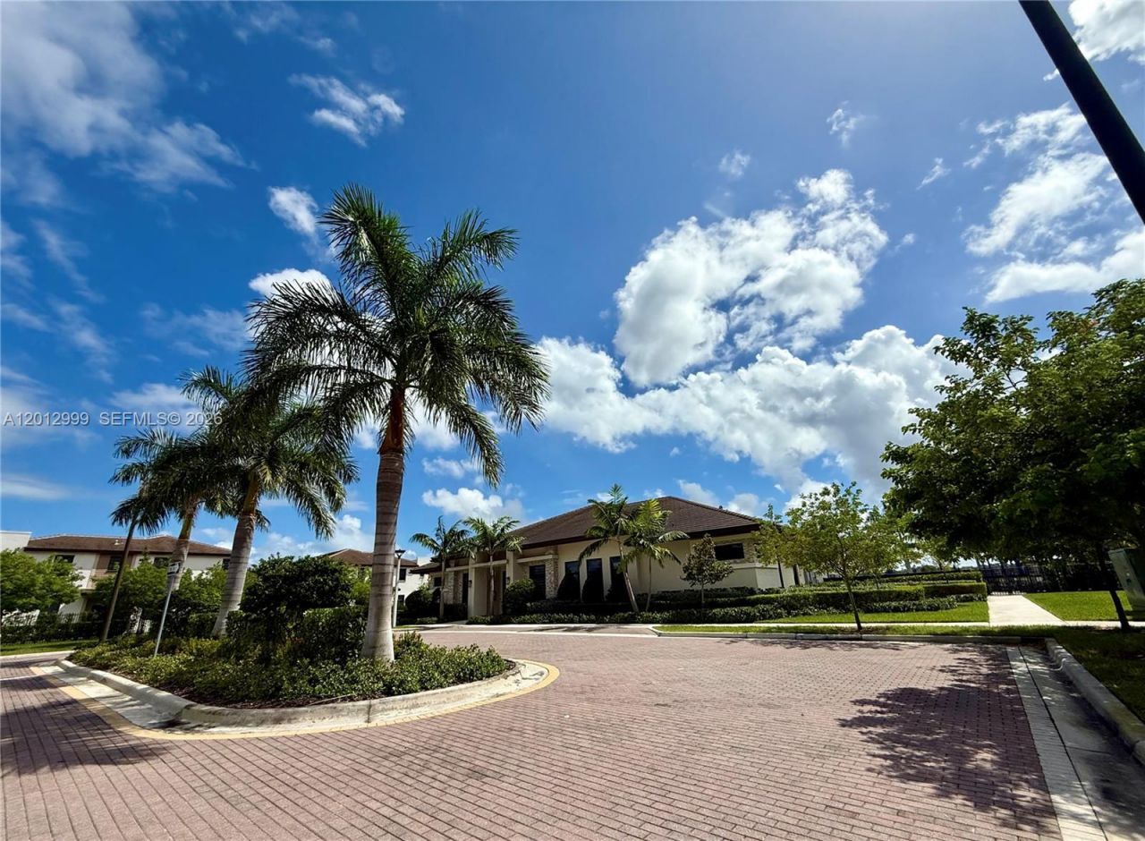 788 NE 208 Lane, Miami Gardens, FL 33179 Photo