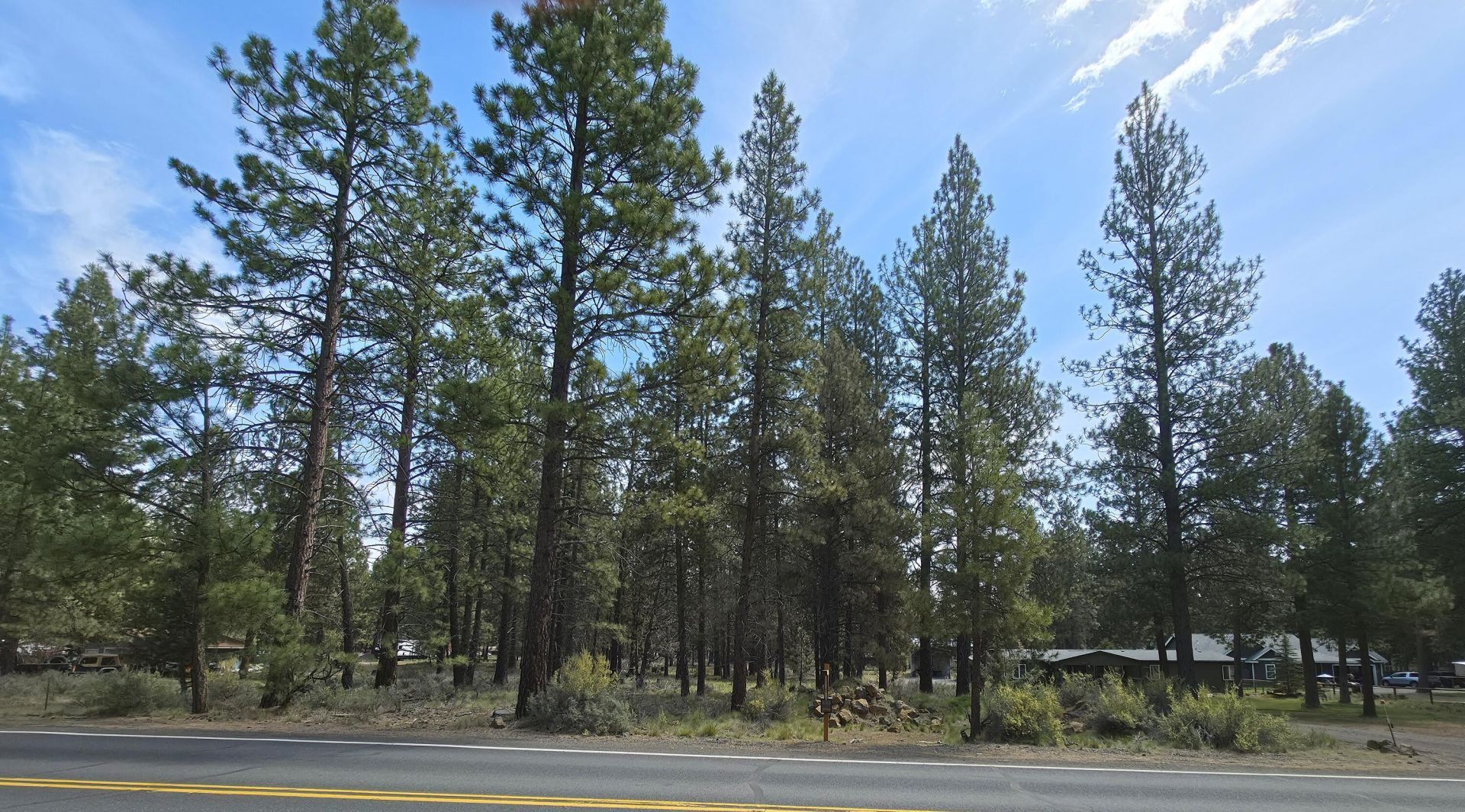 000 Navajo Road, Lot #700, Bend, OR 97702 Main Photo