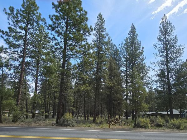 000 Navajo Road, Unit 700, Bend, OR 97702