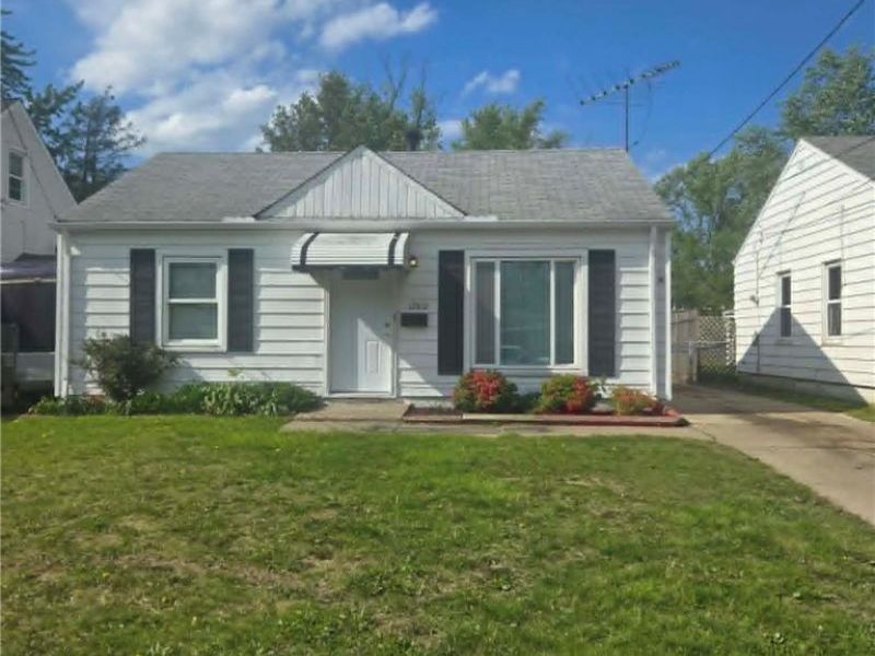 12812 Longmead Avenue, Cleveland, OH 44135 Photo 1