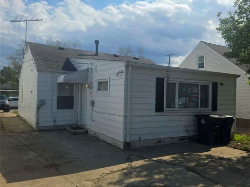12812 Longmead Avenue, Cleveland, OH 44135 Photo 16