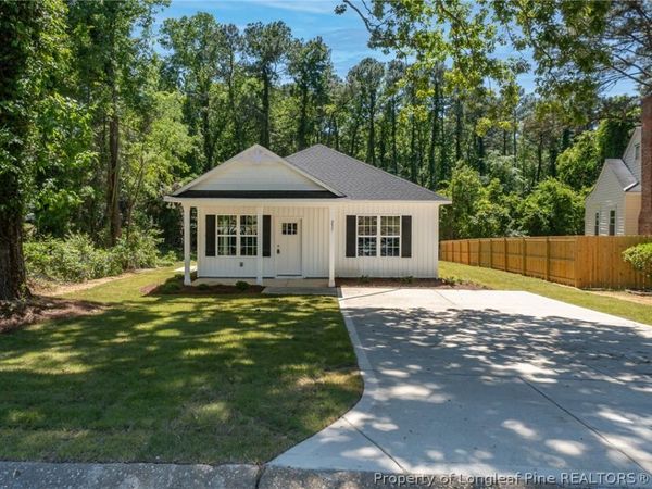 237 WINDSOR Drive, Fayetteville, NC 28301