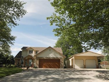 202 Howard Road, Trimble, MO 64492