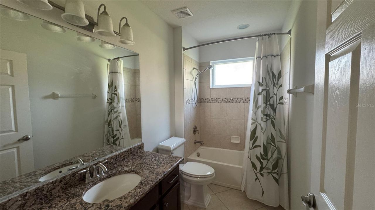 7338 Skybird Road, Unit 413, Bradenton, FL 34209 Photo