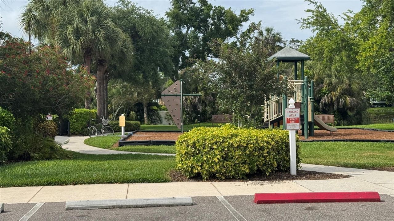 7338 Skybird Road, Unit 413, Bradenton, FL 34209 Photo