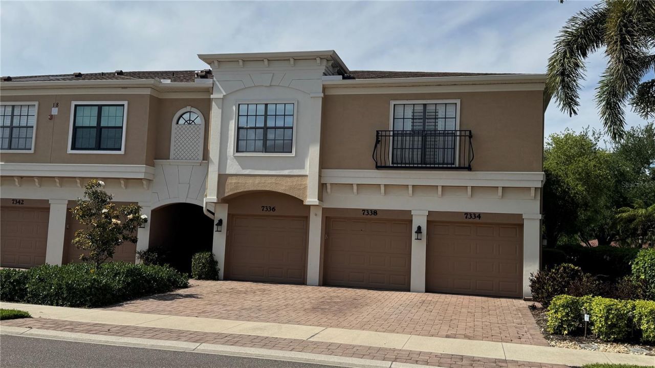 7338 Skybird Road, Unit 413, Bradenton, FL 34209 Photo