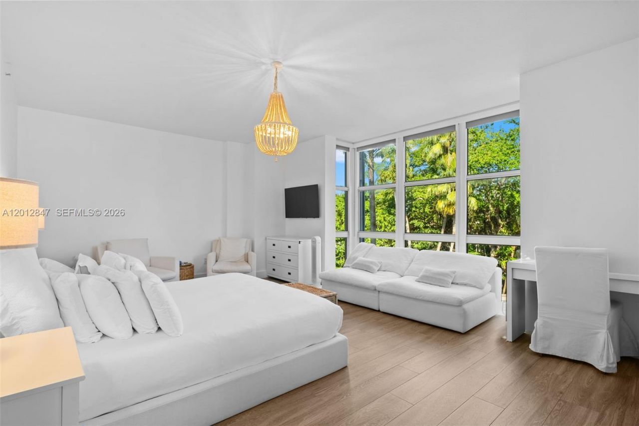 731 Crandon Blvd , Unit 308, Key Biscayne, FL 33149 Photo